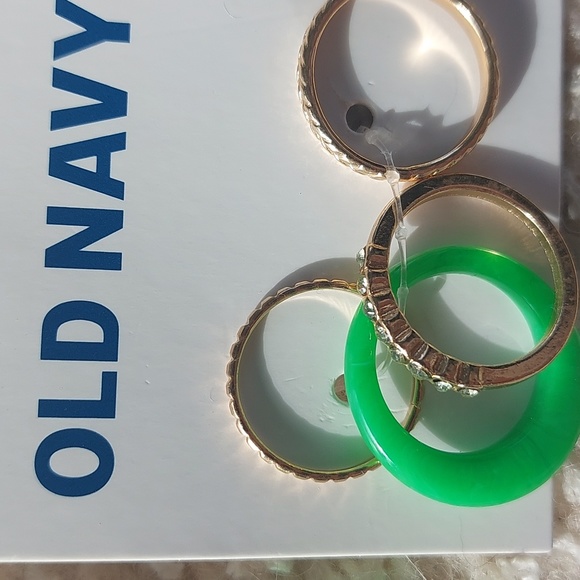 Earing and rings 💍 ✨️ - Picture 6 of 6